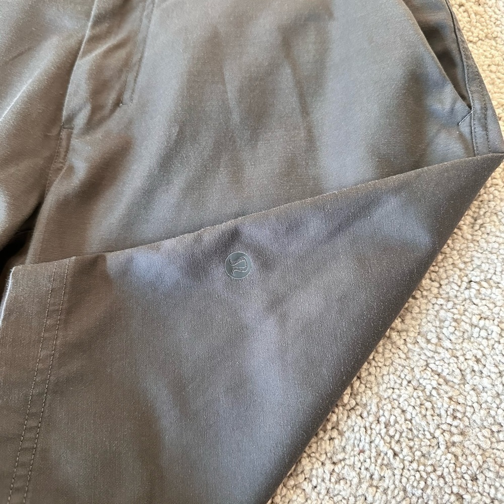 Lululemon ABC Short 9” - Picture 7 of 9